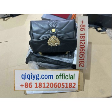 Qiqiyg.com Wholesale Fashion Bags Shoes Clothes at Top Prices Official WhatsApp +8618120605182 S015