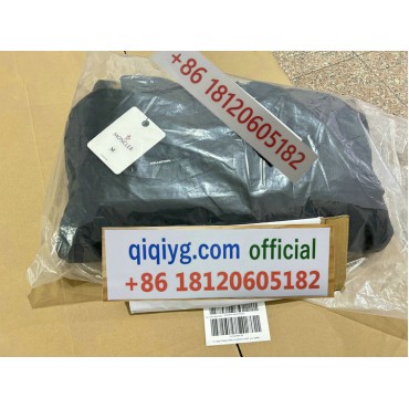 Qiqiyg.com Wholesale Fashion Bags Shoes Clothes at Top Prices Official WhatsApp +8618120605182 S038