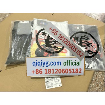 Qiqiyg.com Wholesale Fashion Bags Shoes Clothes at Top Prices Official WhatsApp +8618120605182 S040