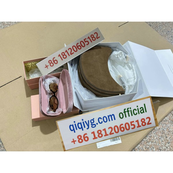 Qiqiyg.com Wholesale Fashion Bags Shoes Clothes at Top Prices Official WhatsApp +8618120605182 S053 Qiqiyg.com Wholesale Fashion Bags Shoes Clothes at Top Prices Official WhatsApp +8618120605182 S053