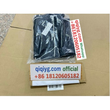 Qiqiyg.com Wholesale Fashion Bags Shoes Clothes at Top Prices Official WhatsApp +8618120605182 S076