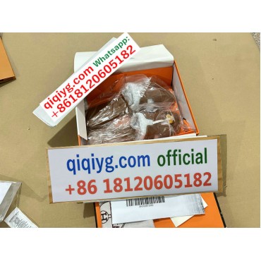 Qiqiyg.com Wholesale Fashion Bags Shoes Clothes at Top Prices Official WhatsApp +8618120605182 S089