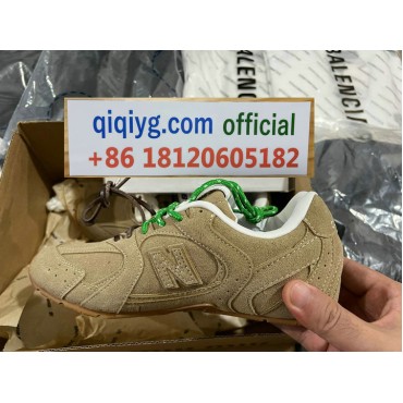 qiqiyg.com Official Fashion Supplier 2026 Trendy handbag Glasses Belts Underwear Dropshipping Wholesale W019