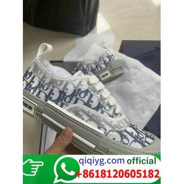 qiqiyg.com Whatsapp +8618120605182 Trusted Fashion Source Wholesale Clothes Bags Shoes Top Quality Best Price Q002