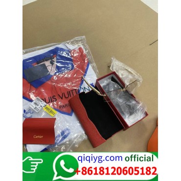 qiqiyg.com Whatsapp +8618120605182 Trusted Fashion Source Wholesale Clothes Bags Shoes Top Quality Best Price Q052