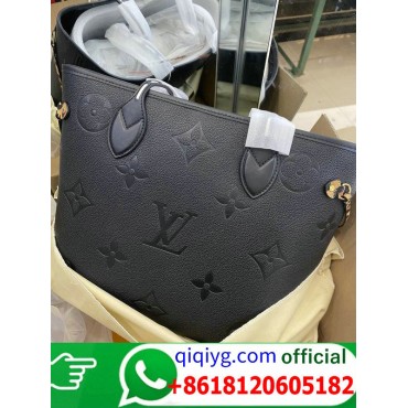 qiqiyg.com Whatsapp +8618120605182 Trusted Fashion Source Wholesale Clothes Bags Shoes Top Quality Best Price Q092