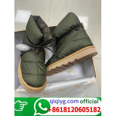 qiqiyg.com Whatsapp +8618120605182 Trusted Fashion Source Wholesale Clothes Bags Shoes Top Quality Best Price Q093