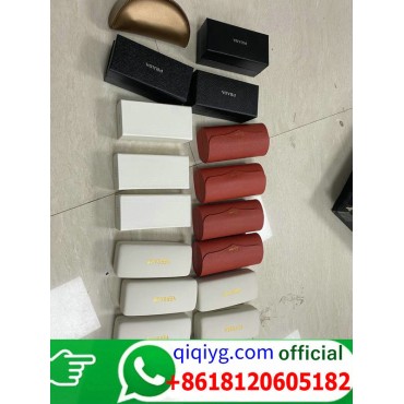qiqiyg.com Whatsapp +8618120605182 Trusted Fashion Source Wholesale Clothes Bags Shoes Top Quality Best Price Q098