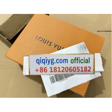 qiqiyg.com supplier Whatsapp +8618120605182 Official Top Fashion Brand Handbags Clothes Shoes Wholesale 2026 N009