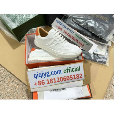 qiqiyg.com supplier Whatsapp +8618120605182 Official Top Fashion Brand Handbags Clothes Shoes Wholesale 2026 N027