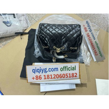 qiqiyg.com supplier Whatsapp +8618120605182 Official Top Fashion Brand Handbags Clothes Shoes Wholesale 2026 N036