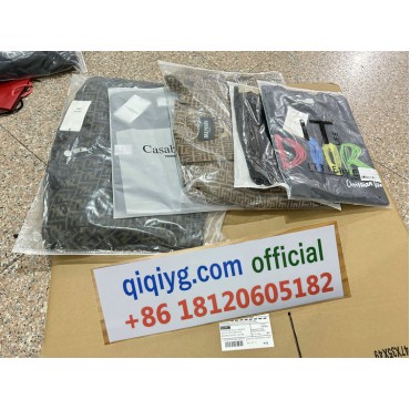qiqiyg.com supplier Whatsapp +8618120605182 Official Top Fashion Brand Handbags Clothes Shoes Wholesale 2026 N070