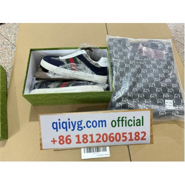 qiqiyg.com supplier Whatsapp +8618120605182 Official Top Fashion Brand Handbags Clothes Shoes Wholesale 2026 N076